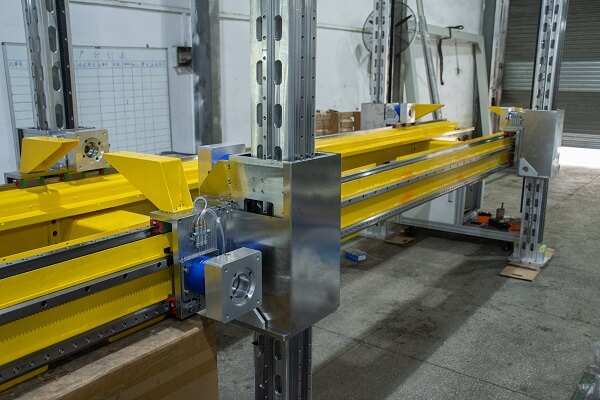 多轴桁架机械手