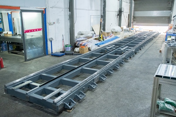 1.5米宽机器人第七轴